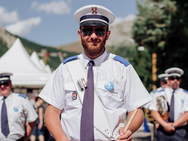 Les artistes en déambulations à la Foire Savoyarde Avaline de Val d'Isère