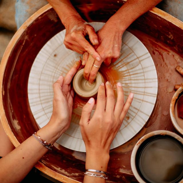 Atelier poterie à la Foire Savoyarde Avaline de Val d'Isère