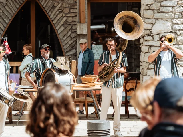 Déambulation - Foire Avaline 2025